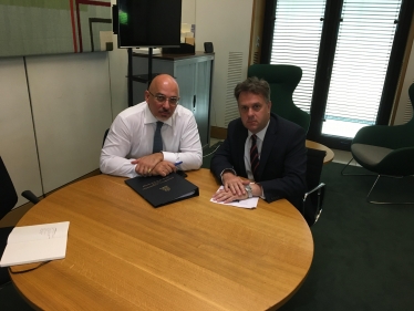 Julian meets with Education Minister Nadhim Zahawi